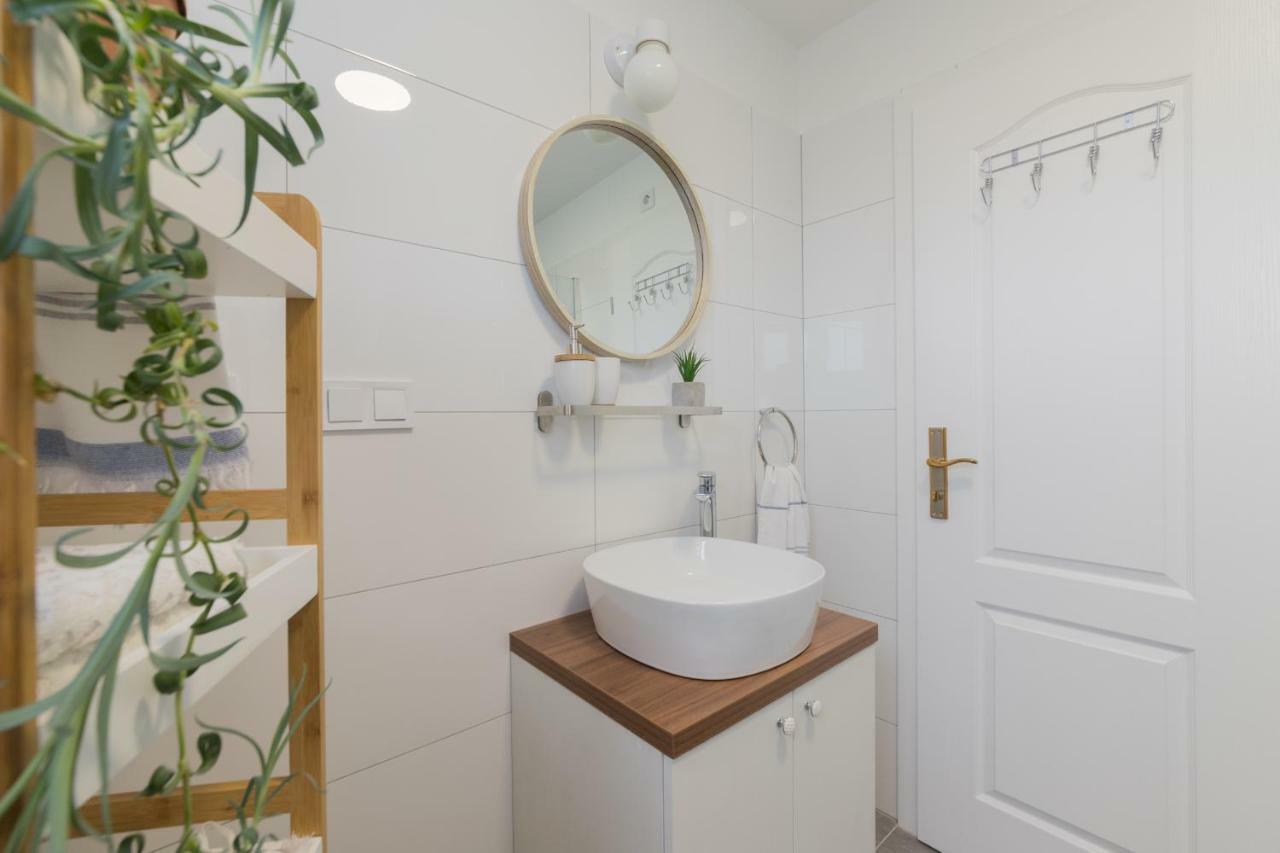 זאטון Apartmani Zara מראה חיצוני תמונה