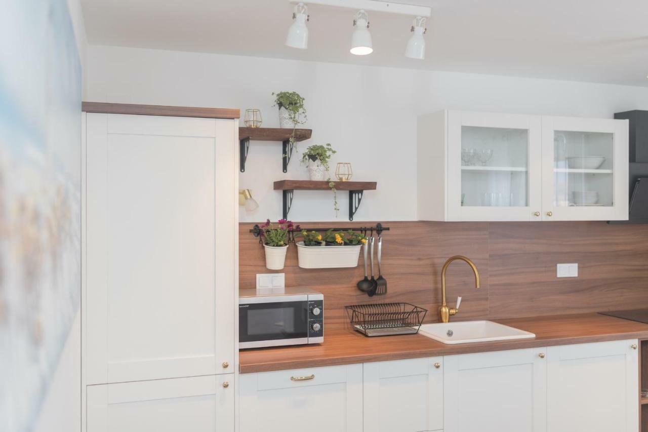 זאטון Apartmani Zara מראה חיצוני תמונה